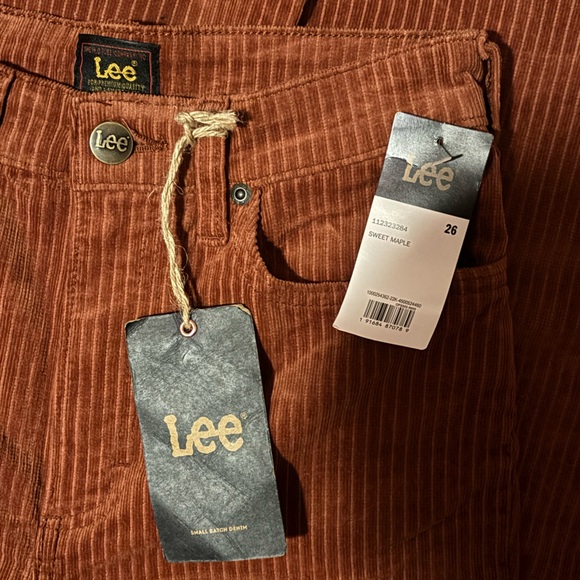 NWT Lee Corduroy Flare Jeans - Picture 7 of 9